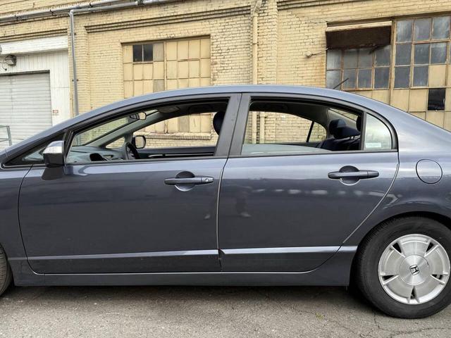 Photo of 2007 Gray Honda Civic Hybrid