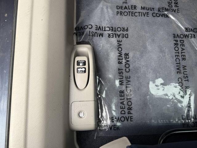 Photo of 2007 Gray Honda Civic Hybrid
