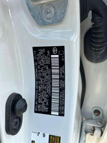 Photo of 2013 White Toyota Prius Plug-in