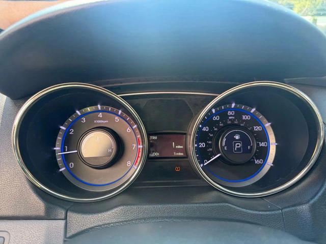 Photo of 2013 Blue Hyundai SONATA