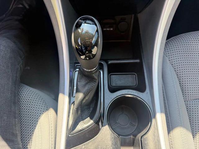 Photo of 2013 Blue Hyundai SONATA