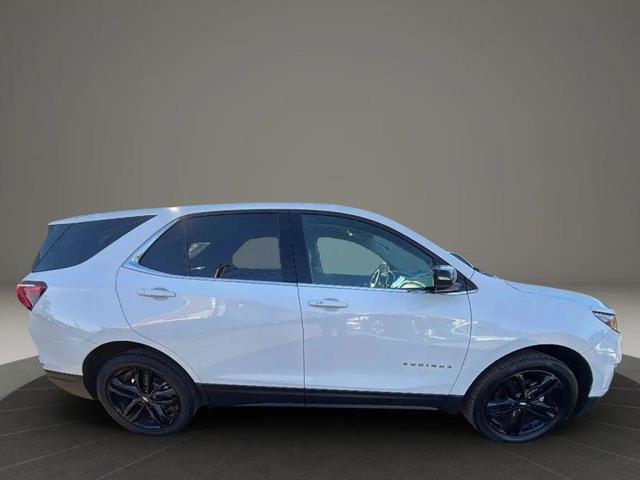 Photo of 2020 Summit White Chevrolet Equinox