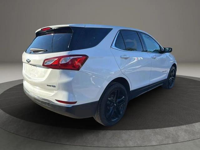 Photo of 2020 Summit White Chevrolet Equinox