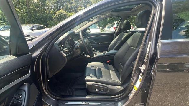 Photo of 2014 Gray BMW 535