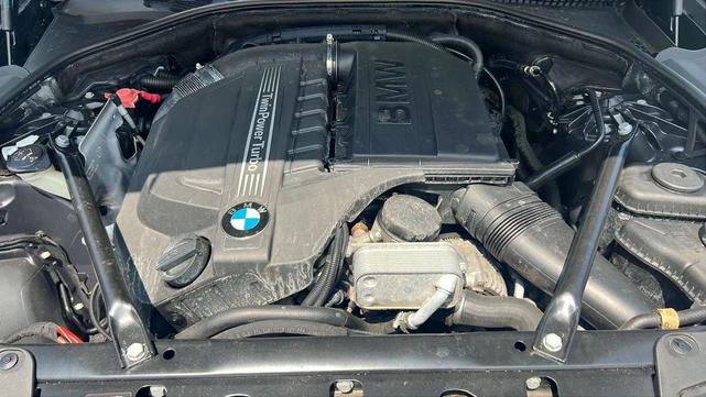Photo of 2014 Gray BMW 535