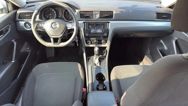 Photo of 2017 Pure White Volkswagen Passat