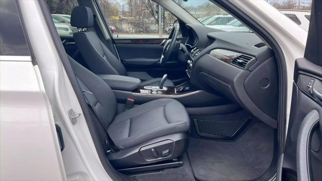 Photo of 2017 White BMW X3