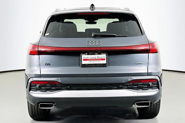 Photo of 2025 Tambora Gray Metallic Audi Q5