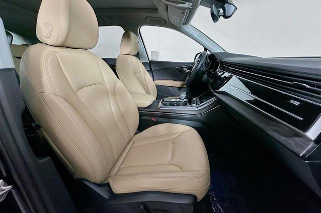Photo of 2025 Tamarind Brown Metallic Audi Q7