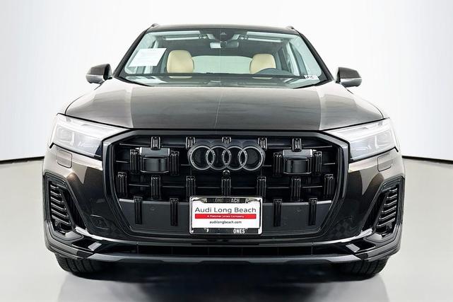 Photo of 2025 Tamarind Brown Metallic Audi Q7