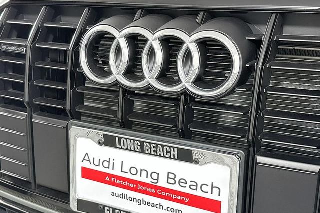 Photo of 2025 Chronos Gray Metallic Audi Q3