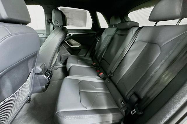 Photo of 2025 Chronos Gray Metallic Audi Q3