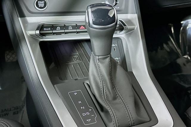 Photo of 2025 Chronos Gray Metallic Audi Q3