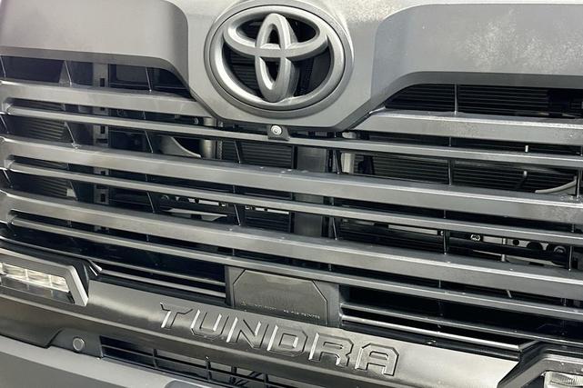 Photo of 2024 Ice Cap Toyota Tundra