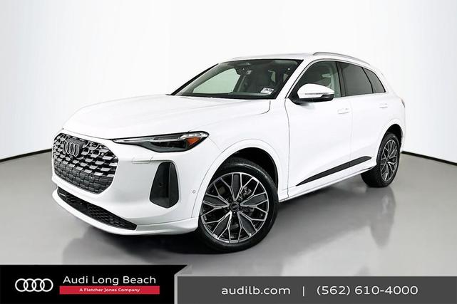 Photo of 2025 Glacier White Metallic Audi Q5