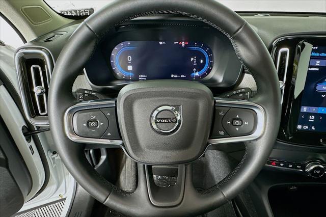 Photo of 2025 Crystal White Pearl Volvo XC40