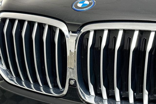 Photo of 2023 Jet Black BMW X5 PHEV