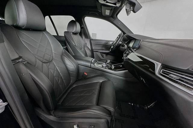 Photo of 2023 Jet Black BMW X5 PHEV