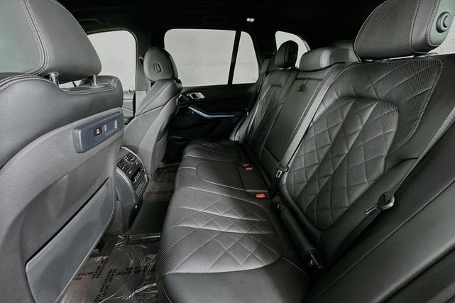 Photo of 2023 Jet Black BMW X5 PHEV