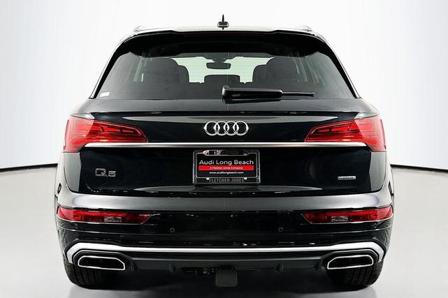 Photo of 2025 Mythos Black Metallic Audi Q5