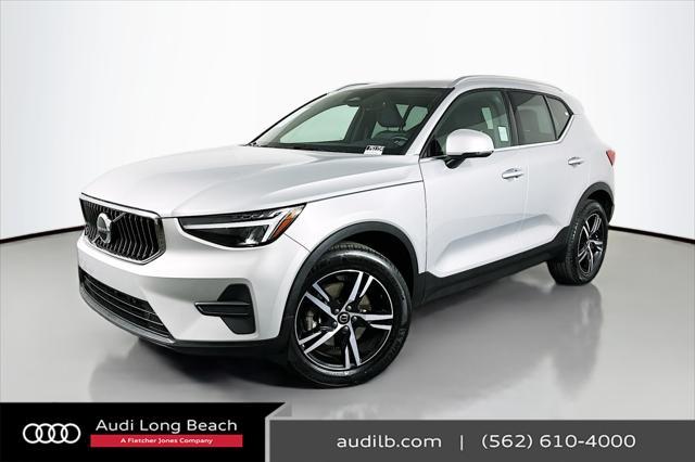 2025 Volvo XC40