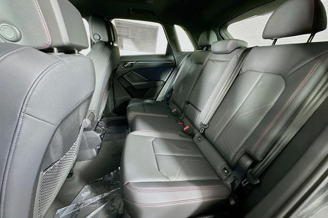 Photo of 2025 Daytona Gray Pearl Effect Audi Q3