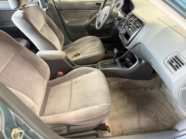 Photo of 2000 Blue Honda Civic