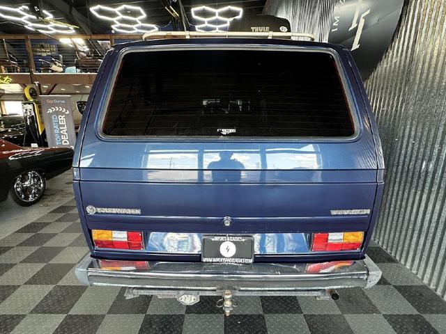 Photo of 1984 Blue Volkswagen Vanagon
