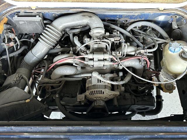 Photo of 1984 Blue Volkswagen Vanagon