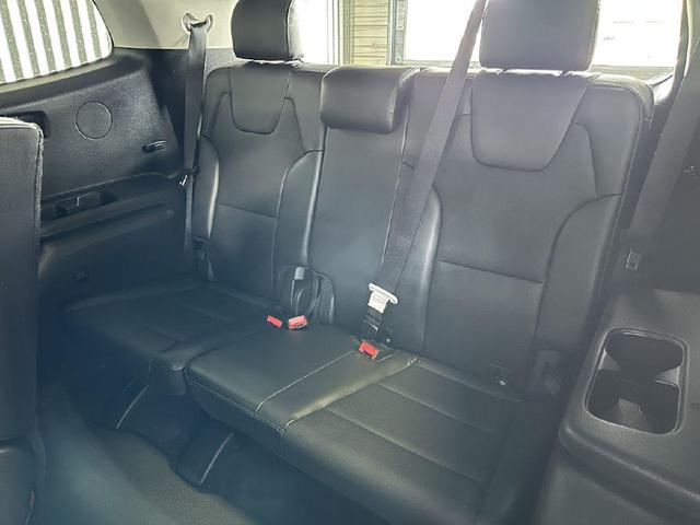 Photo of 2020 Green Kia Telluride