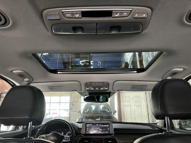 Photo of 2020 Green Kia Telluride