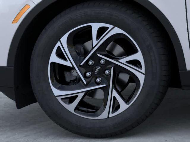 Photo of 2025 White Platinum Metallic Tri-Coat Lincoln Nautilus