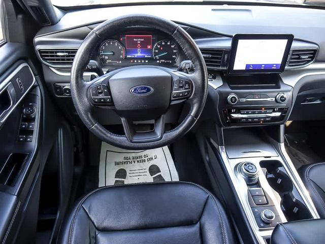 Photo of 2020 Blue Metallic Ford Explorer
