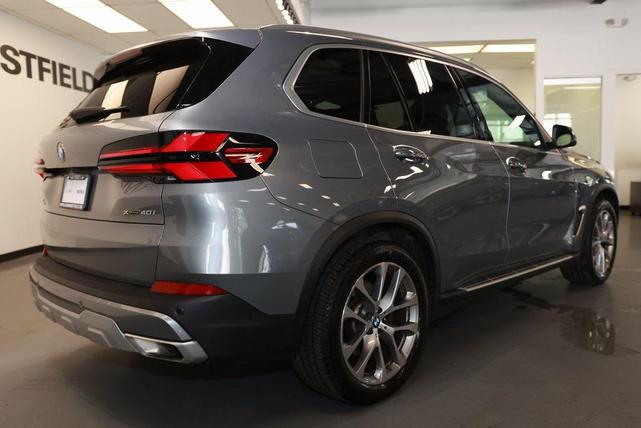 Photo of 2024 Gray BMW X5