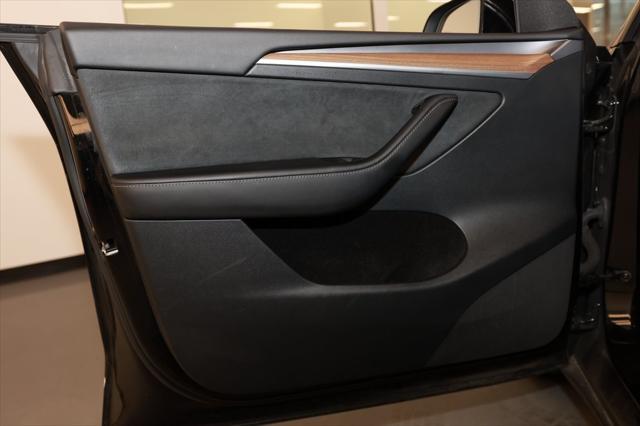Photo of 2023 Solid Black Tesla Model Y