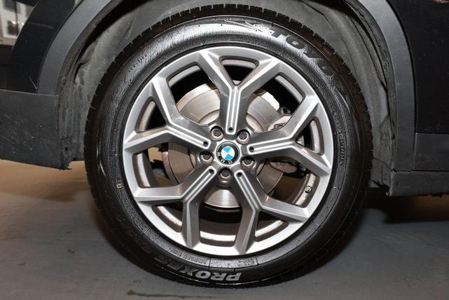 Photo of 2024 Black BMW X4