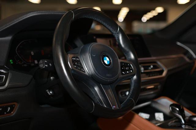 Photo of 2022 Alpine White BMW X6