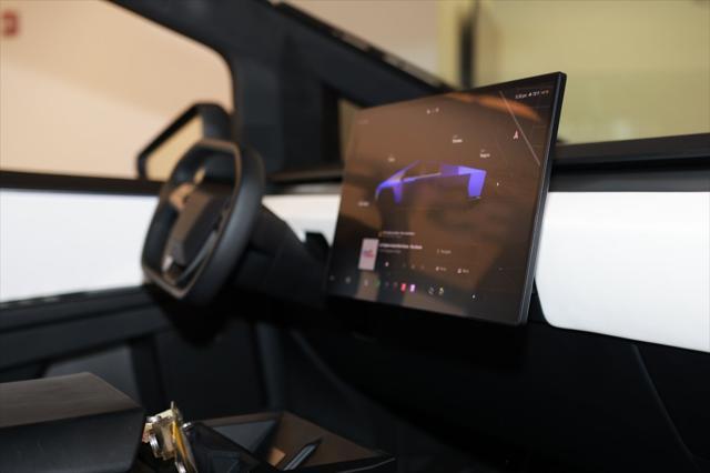 Photo of 2024 Stainless Steel Tesla Cybertruck
