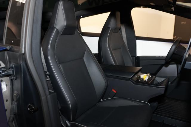 Photo of 2024 Stainless Steel Tesla Cybertruck