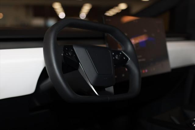 Photo of 2024 Stainless Steel Tesla Cybertruck