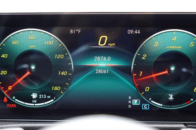 Photo of 2022 Mountain Gray Metallic Mercedes-Benz GLB 250