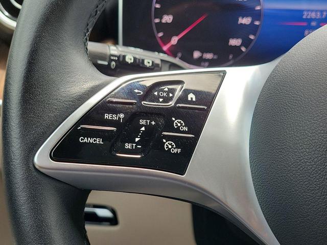 Photo of 2024 Black Mercedes-Benz GLC 300