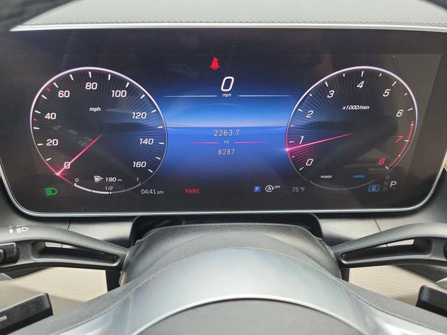 Photo of 2024 Black Mercedes-Benz GLC 300