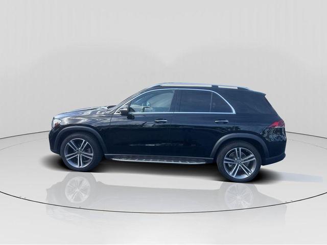 Photo of 2022 Black Mercedes-Benz GLE 350