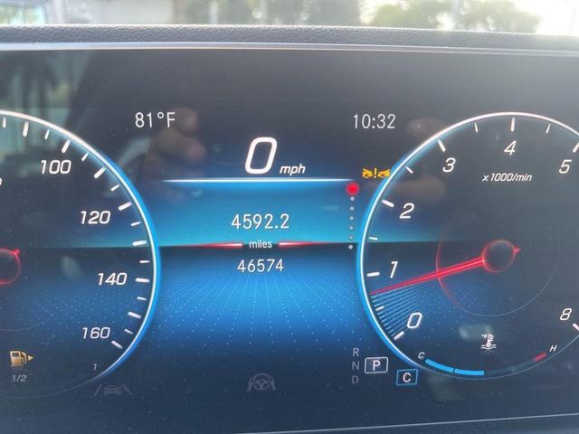 Photo of 2022 Black Mercedes-Benz GLE 350