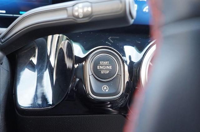 Photo of 2024 Midnight Black Mercedes-Benz GLA 250