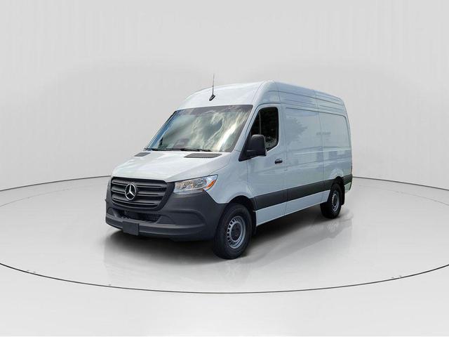 Photo of 2025 White Mercedes-Benz Sprinter 2500