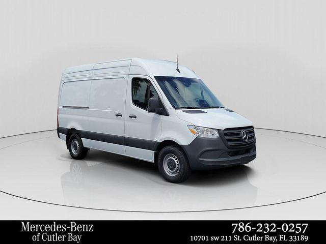 Photo of 2025 White Mercedes-Benz Sprinter 2500