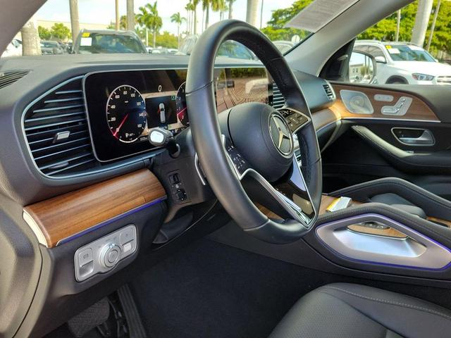 Photo of 2025 Polar White Mercedes-Benz GLE 350
