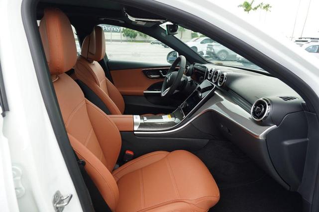 Photo of 2025 White Mercedes-Benz C-Class